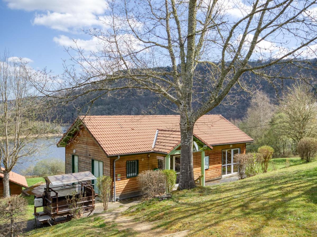 Vacancéole - Les Chalets de la Chazotte Saint-Jacques-dʼAmbur Extérieur photo