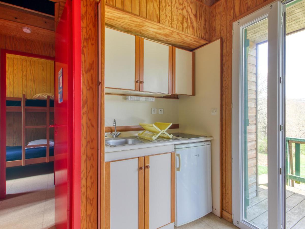 Vacancéole - Les Chalets de la Chazotte Saint-Jacques-dʼAmbur Extérieur photo