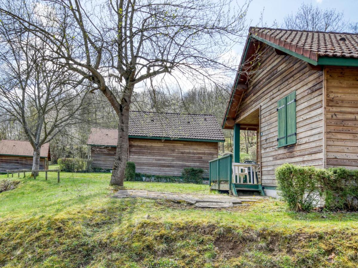 Vacancéole - Les Chalets de la Chazotte Saint-Jacques-dʼAmbur Extérieur photo