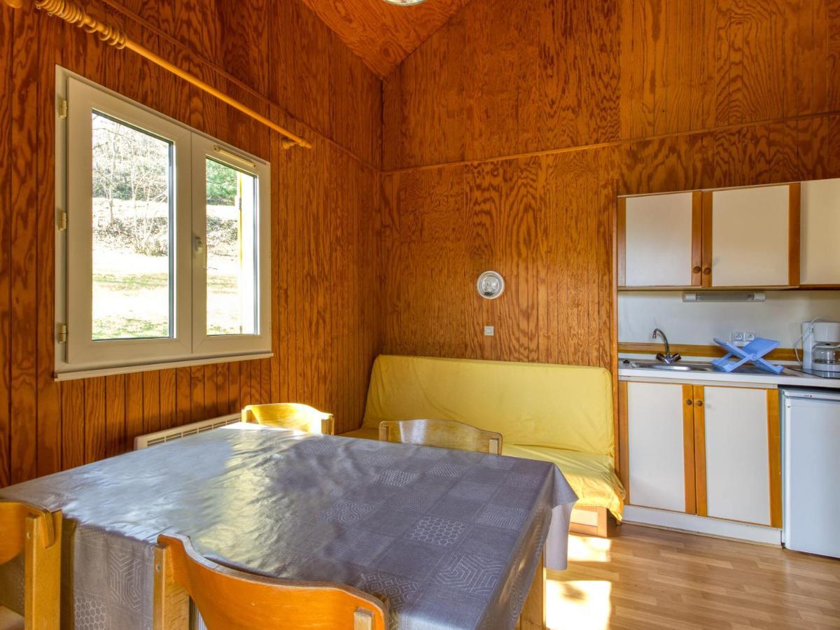 Vacancéole - Les Chalets de la Chazotte Saint-Jacques-dʼAmbur Extérieur photo