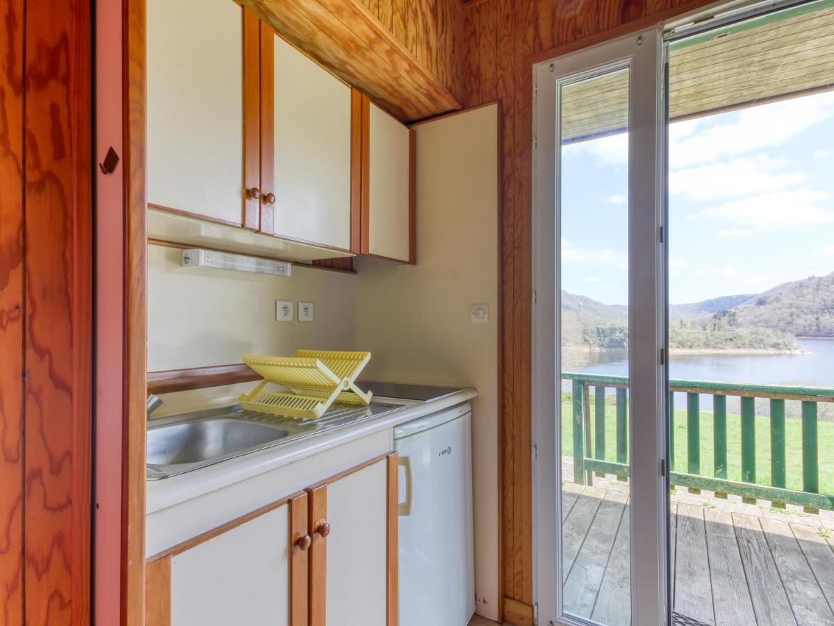 Vacancéole - Les Chalets de la Chazotte Saint-Jacques-dʼAmbur Extérieur photo