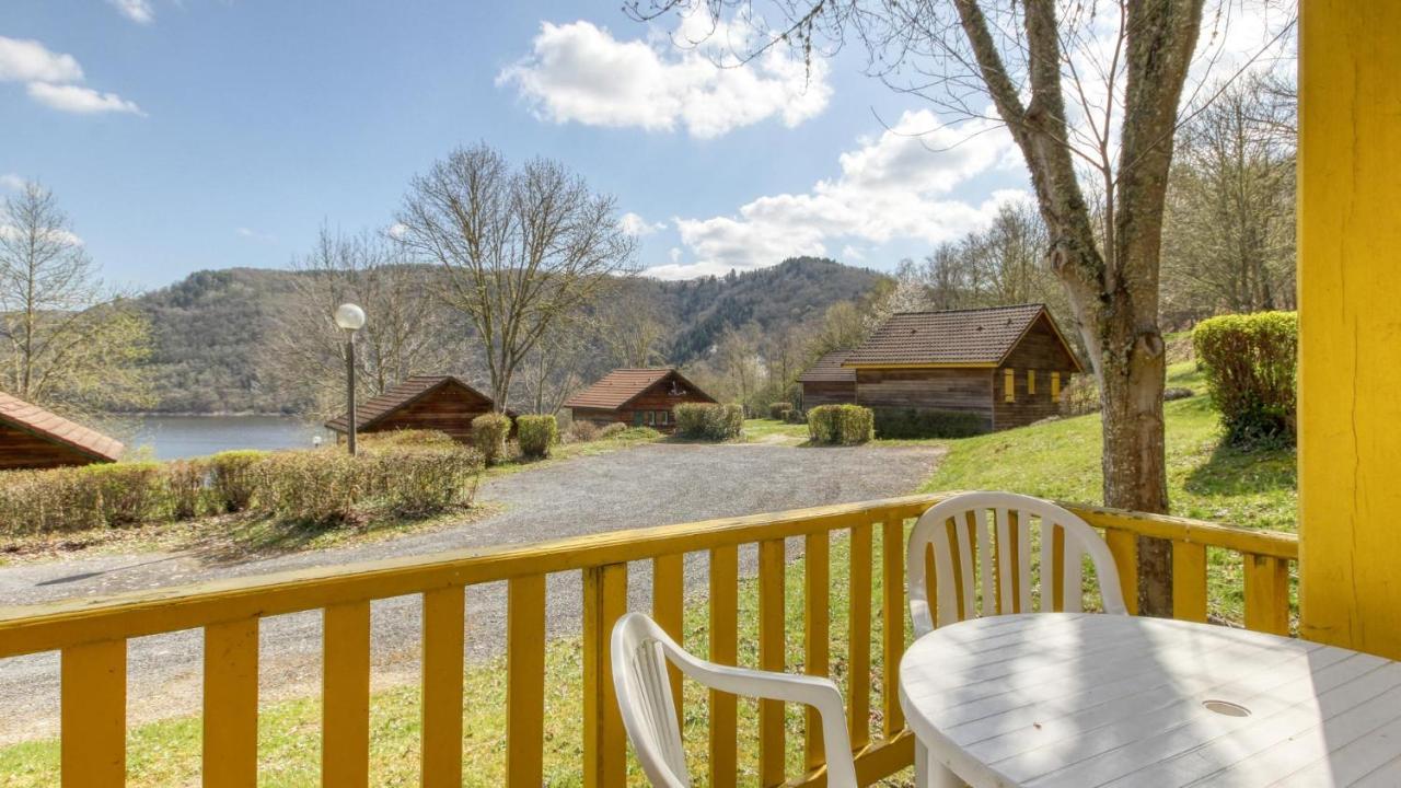 Vacancéole - Les Chalets de la Chazotte Saint-Jacques-dʼAmbur Extérieur photo